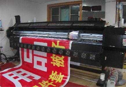大荔县喷绘广告分辨率是多少？